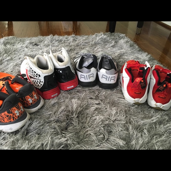 Boys athletic sneakers. NIKE REBOOK UNDER ARMOUR - Picture 3 of 3